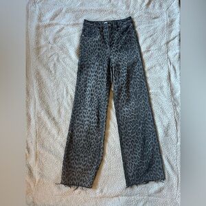 Leopard Print Wide-Leg Jeans